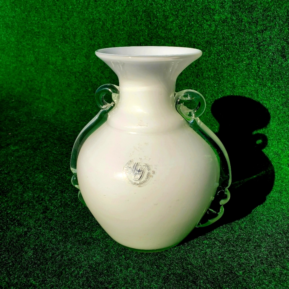 Margie's Garden White Decorative Vase 7.5" Tall Westlake Village, California EUC